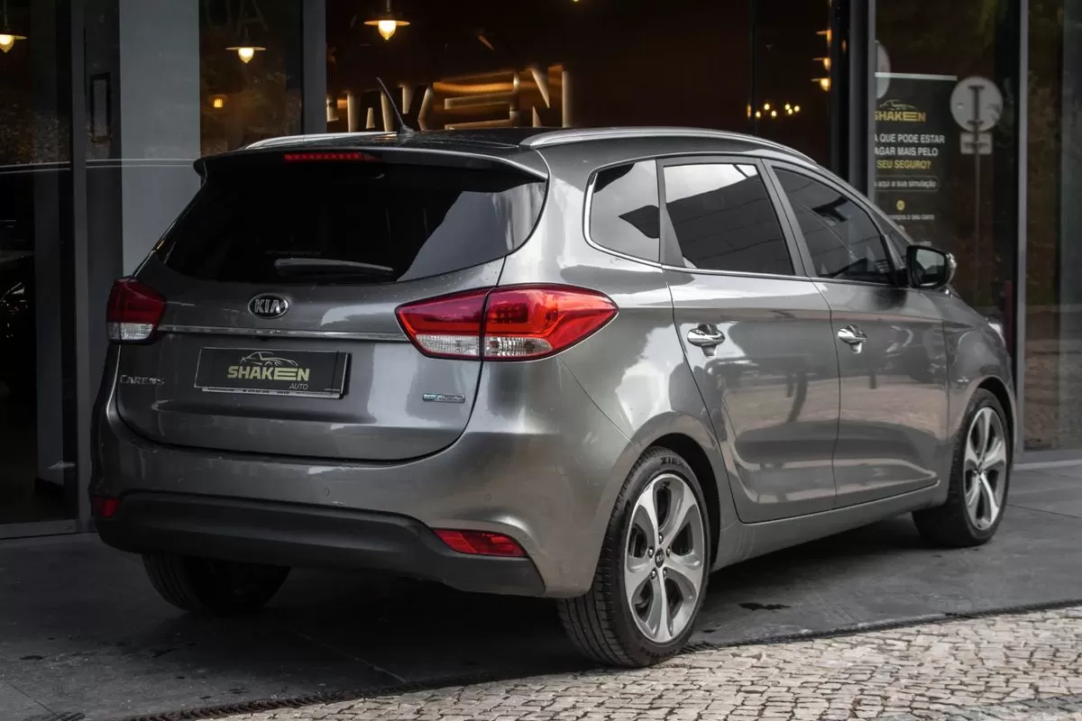 Kia Carens 1.7 CRDi ISG TX - foto 4