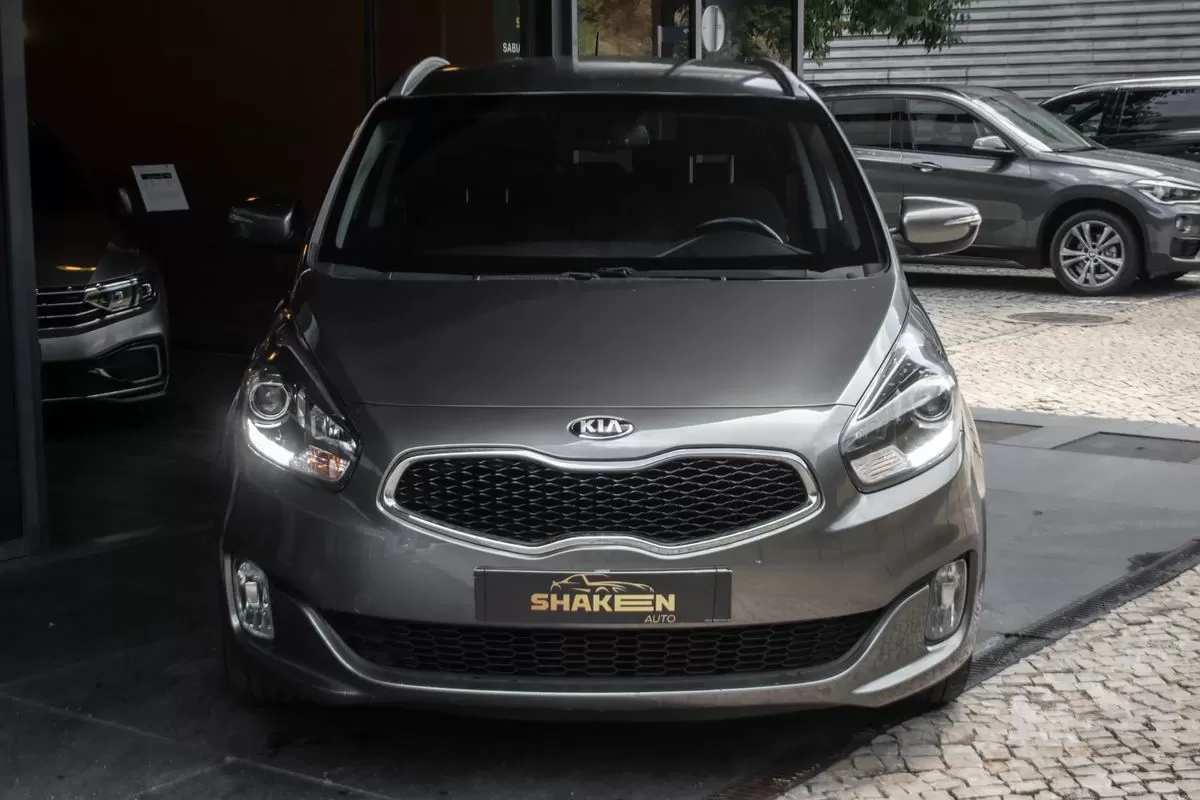 Kia Carens 1.7 CRDi ISG TX - foto 6
