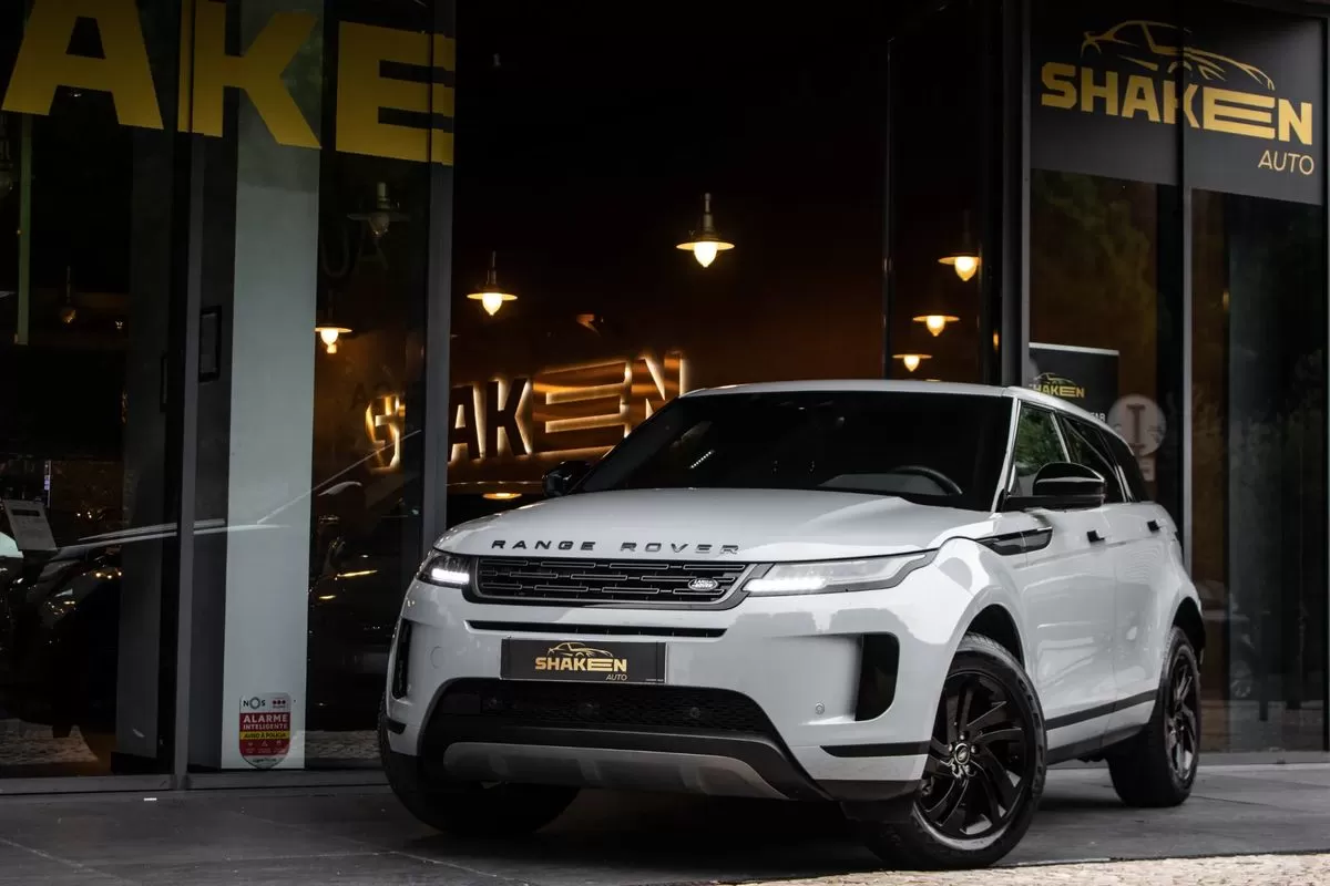 Land Rover Evoque  P300e S