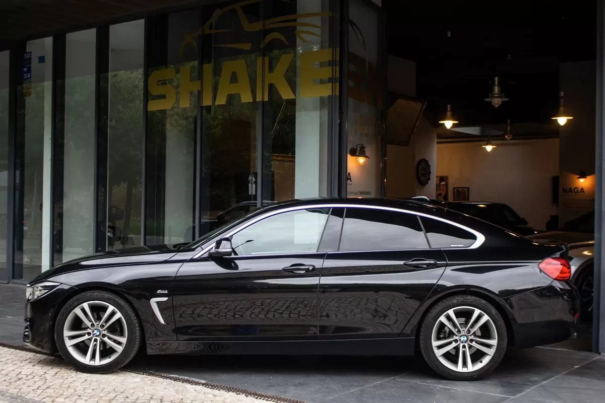 BMW 418 Gran Coupé  D Aut Sport Line - foto 2