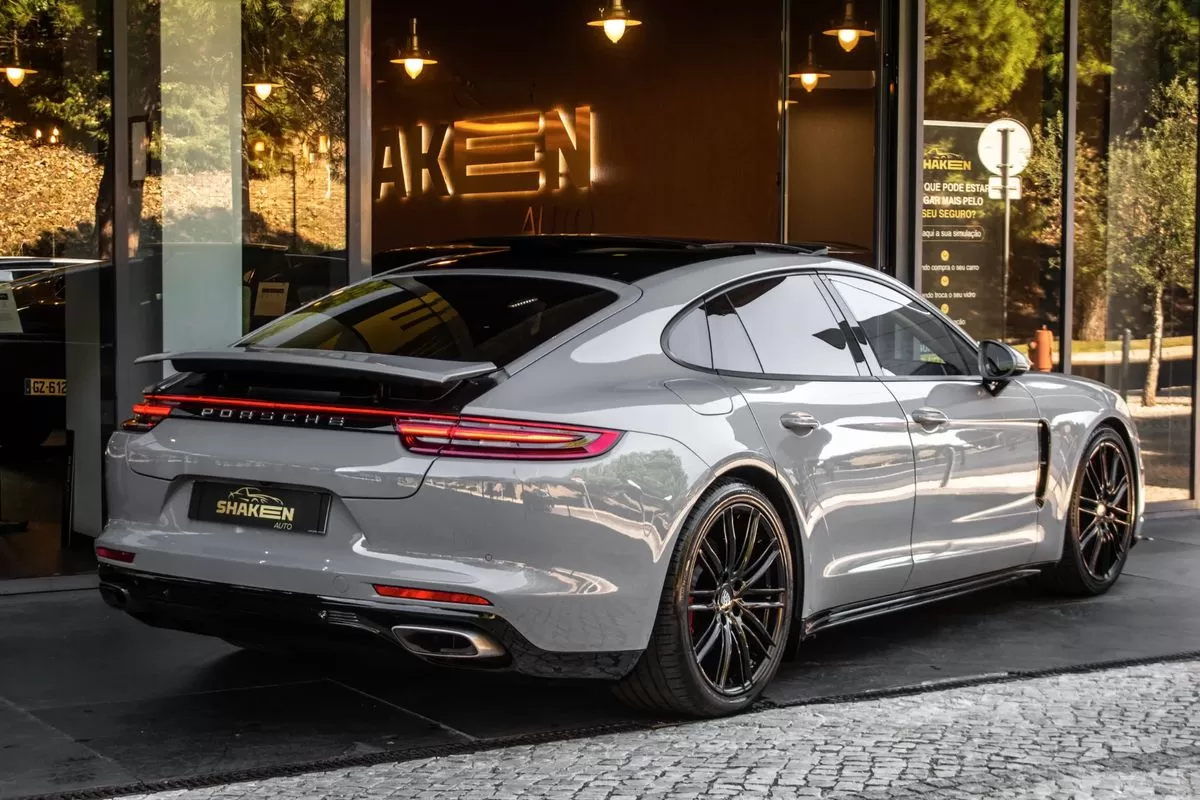 Porsche Panamera 4 E-Hybrid - foto 4