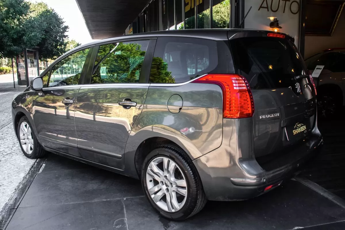Peugeot 5008 1.6 HDi Executive - foto 3