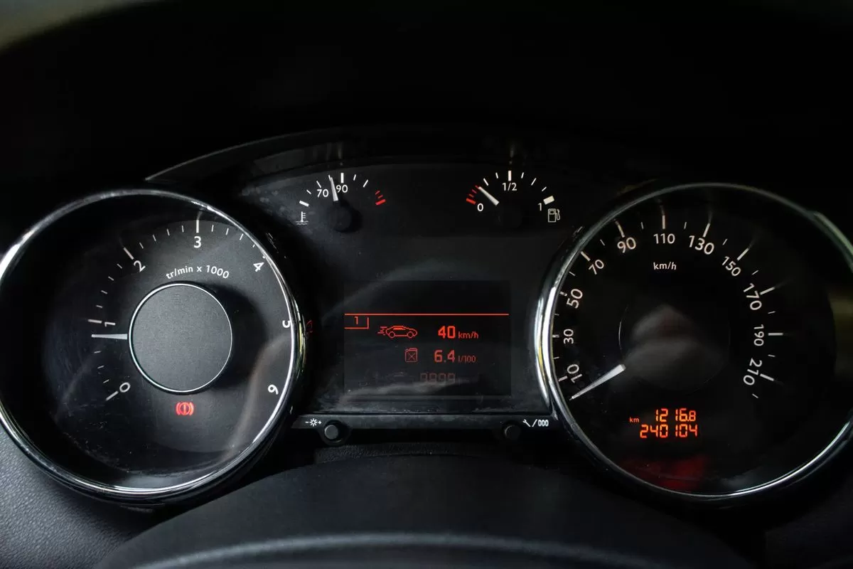 Peugeot 5008 1.6 HDi Executive - foto 6