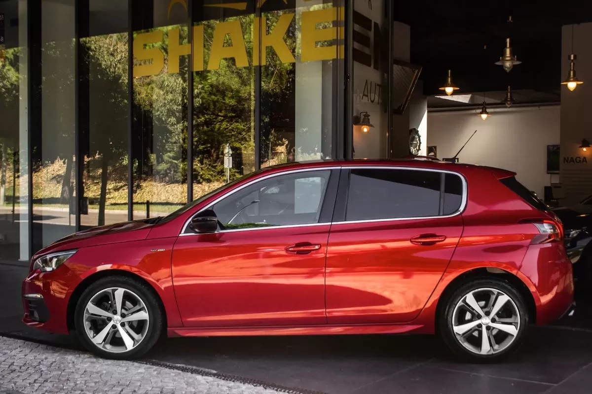 Peugeot 308 1.5 BlueHDi GT Line - foto 2