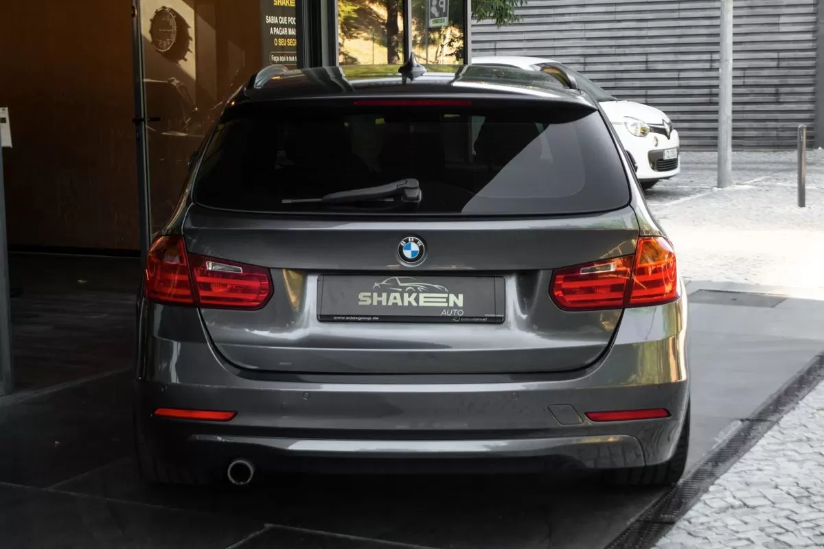 BMW 320  D Efficient Dynamics Edition - foto 8