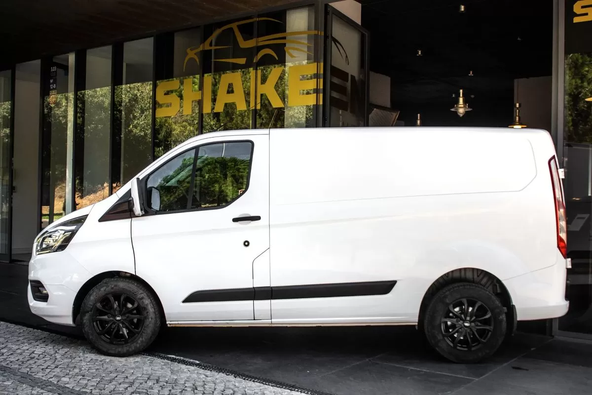 Ford  Transit Custom - foto 2