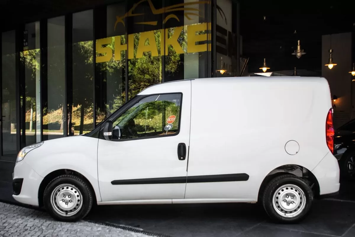 Opel  Combo 1.3 CDTi - foto 2
