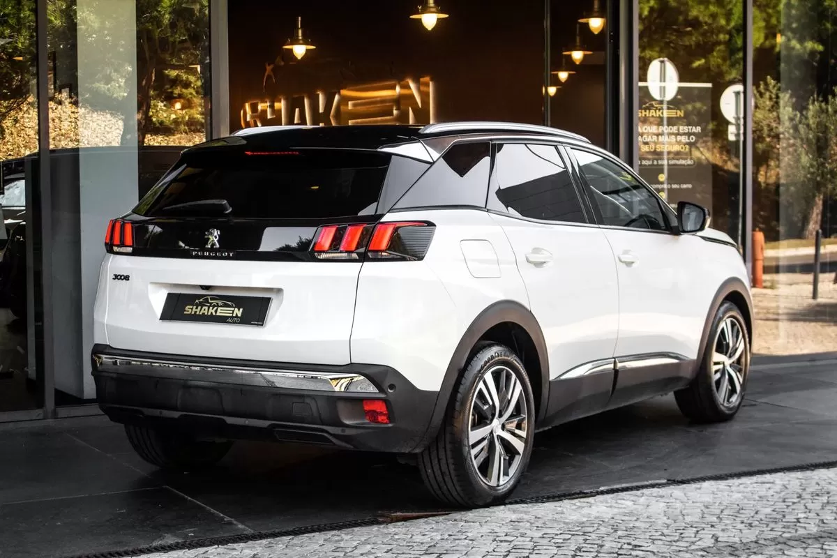 Peugeot 3008  Puretech 130 Stop Start Gpf Eat8 Allure - foto 4