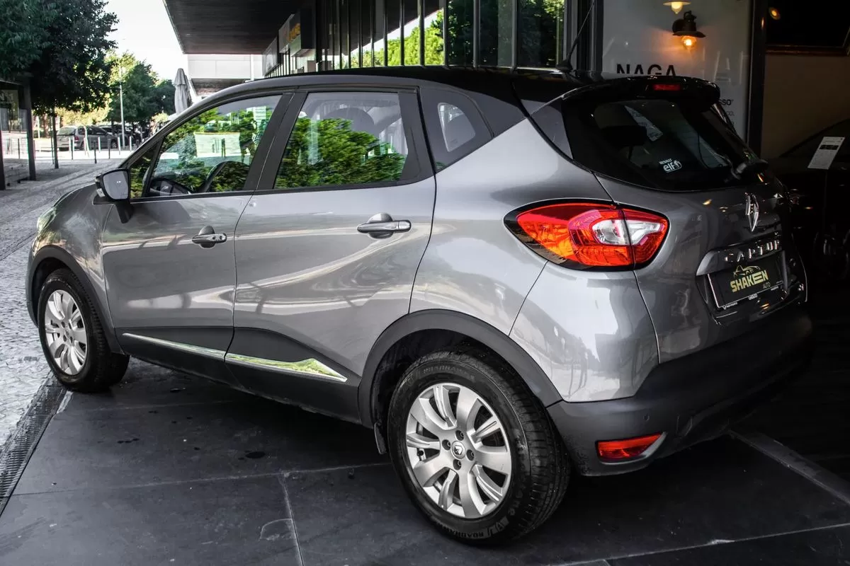 Renault Captur 1.5 dCi Exclusive - foto 3