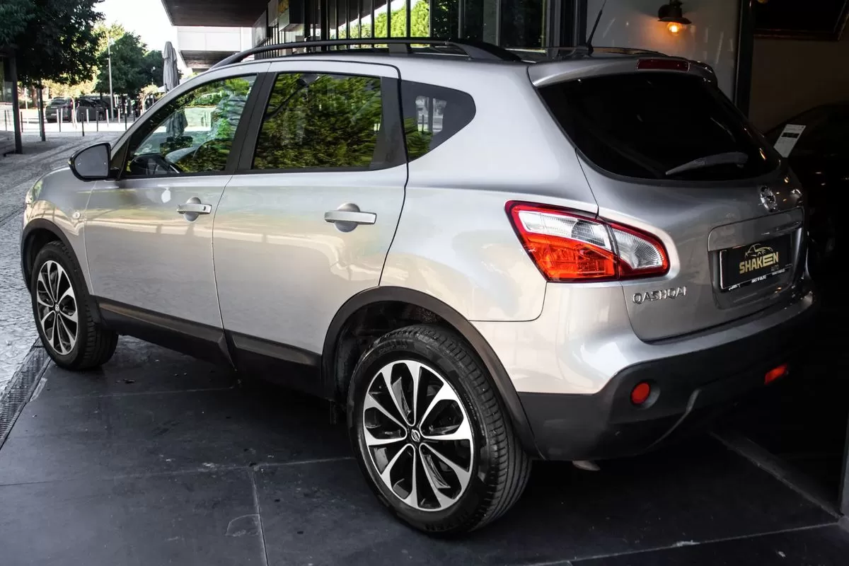 Nissan Qashqai 1.6 dCi N-Connecta - foto 3