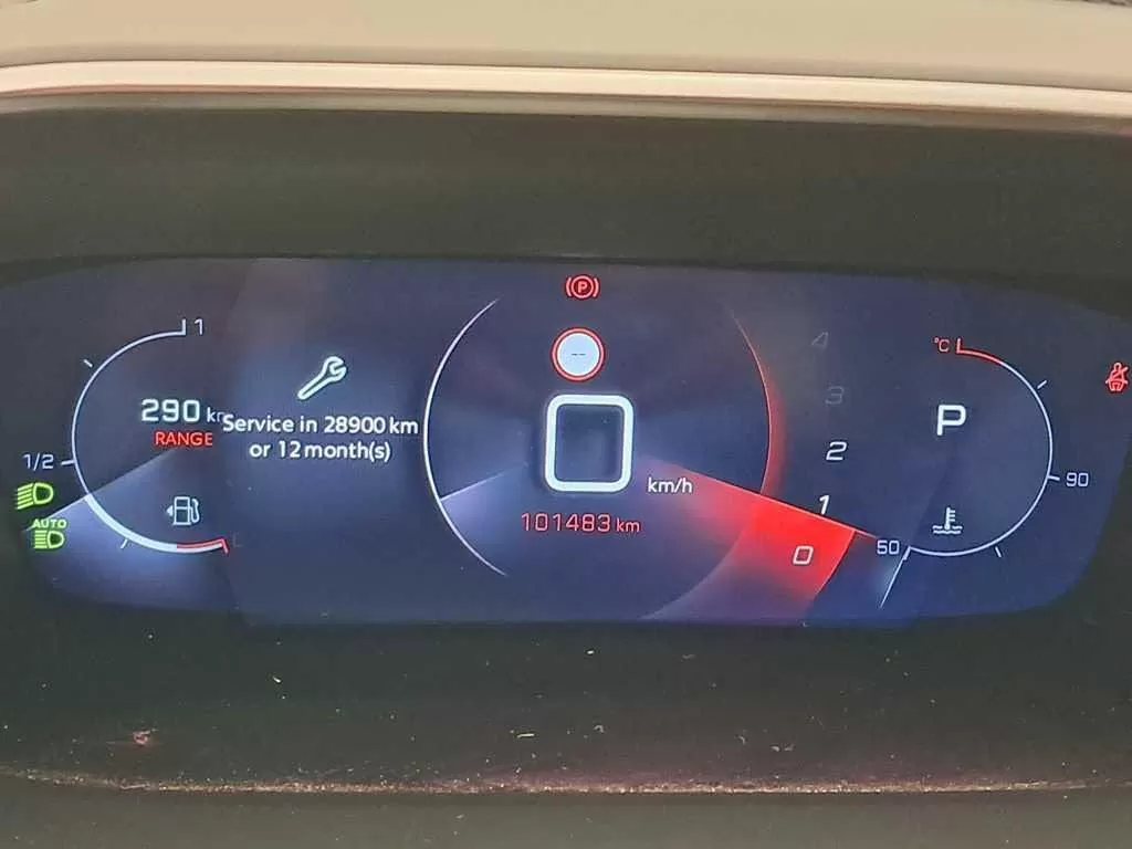 Peugeot 2008 1.5 BlueHDi GT EAT8 - foto 7