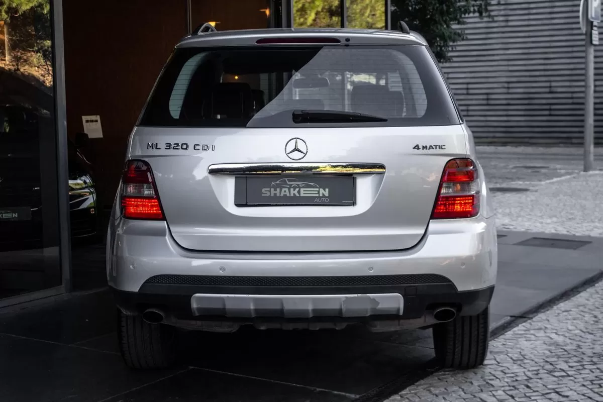 Mercedes-Benz ML 320 CDi - foto 8