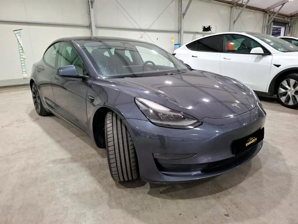 Tesla Model 3 Performance Dual Motor AWD - foto 2
