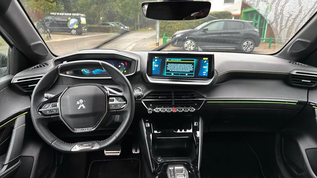 Peugeot e-208  Elektromotor 136 Gt - foto 5