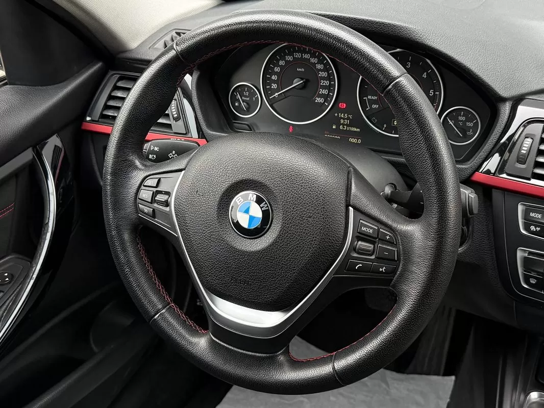 BMW 320 d EfficientDynamics Line Sport - foto 5