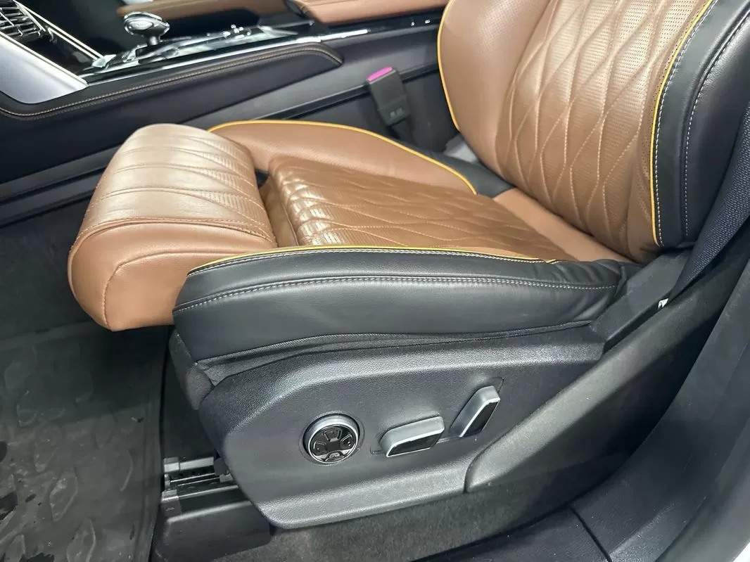 BYD Tang 86.4 kWh AWD Flagship - foto 8