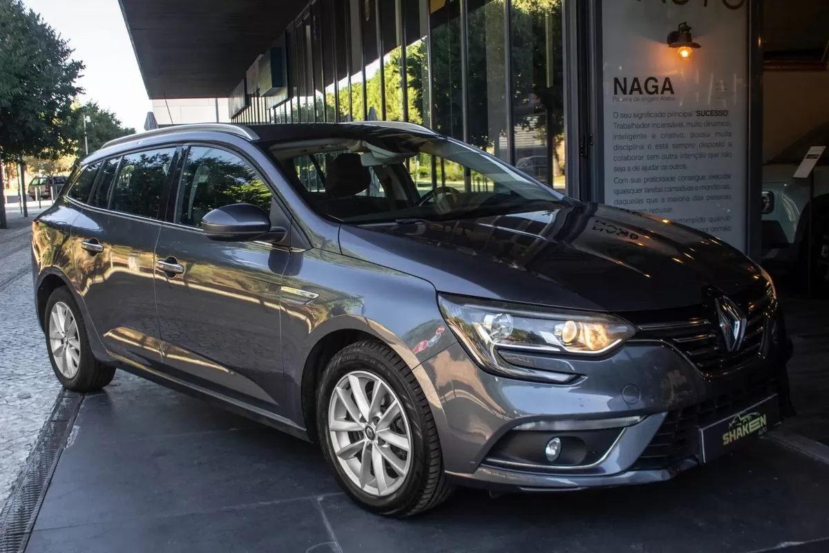 Renault Mégane Sport Tourer 1.5 dCi Limited - foto 6