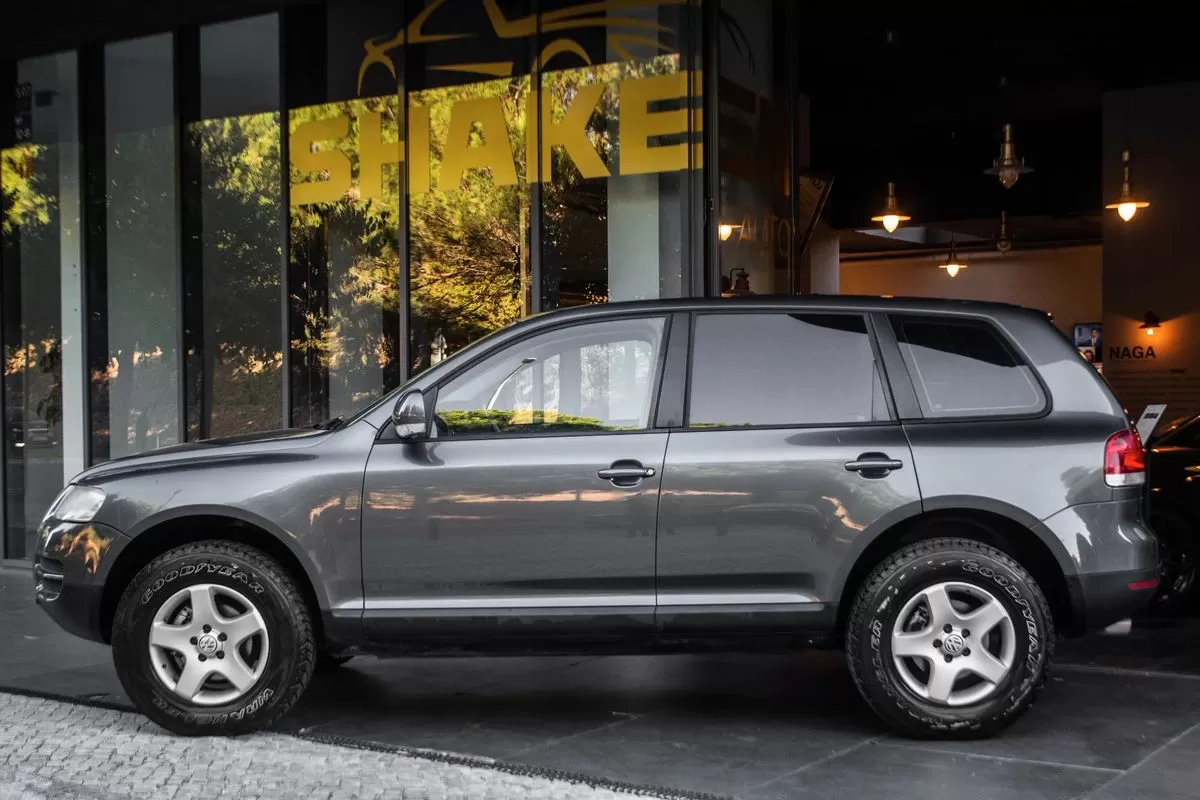 VW Touareg 2.5 TDi Tiptronic - foto 2
