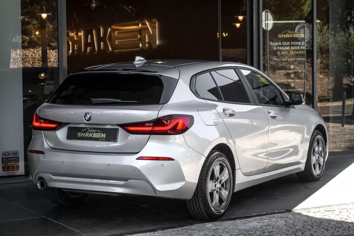 BMW 116  D Urban Line - foto 4