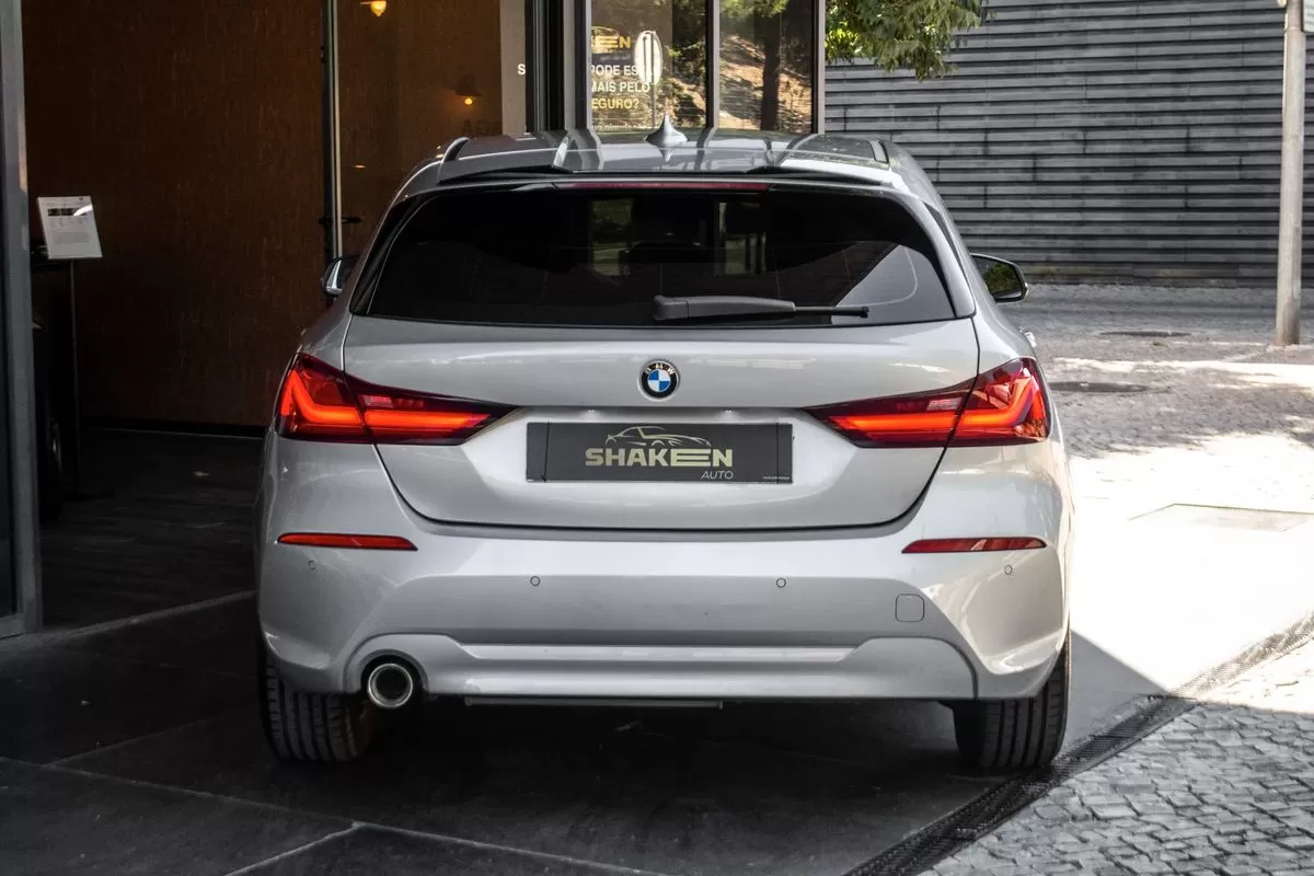 BMW 116  D Urban Line - foto 8