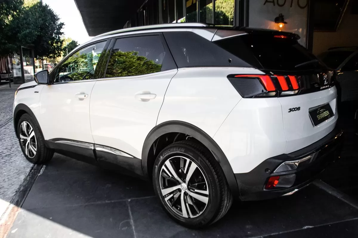 Peugeot 3008 1.5 BlueHDi GT Line EAT8 - foto 3