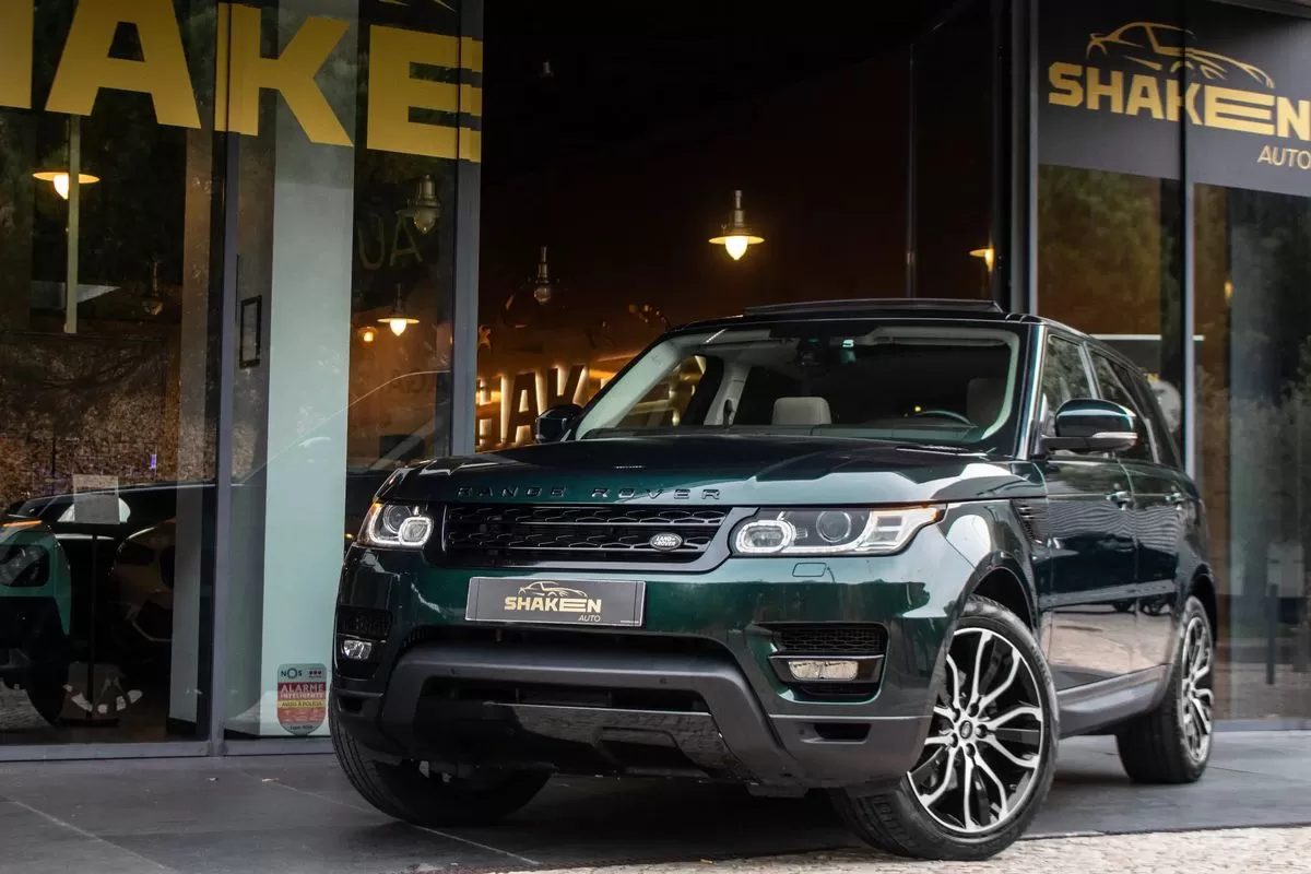 Land Rover Range Rover Sport 3.0 TDV6 HSE
