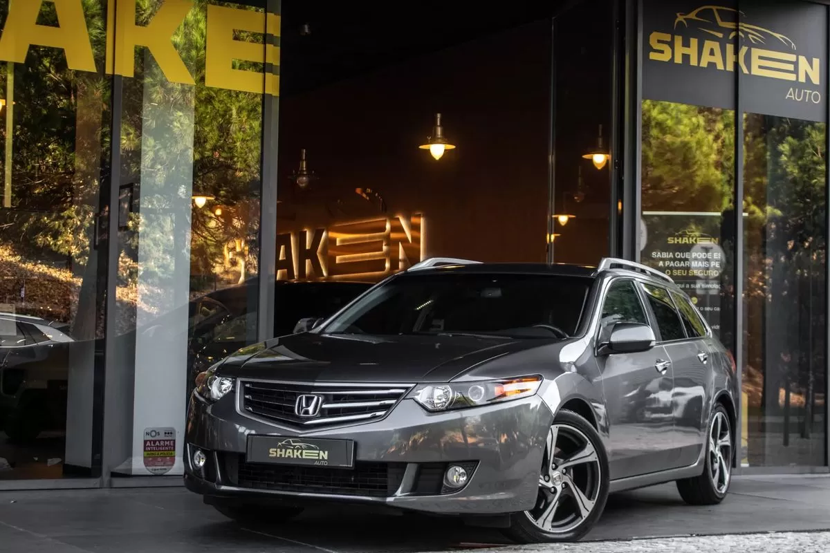 Honda Accord Tourer 2.2 i-DTEC Elegance
