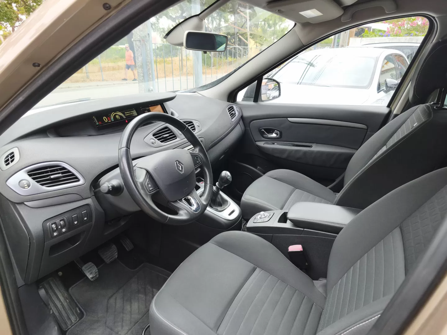 Renault Scénic ENERGY dCi 110 LIMITED - foto 5