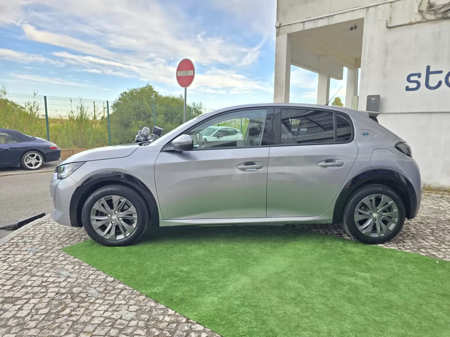 Peugeot e-208 Allure - foto 4