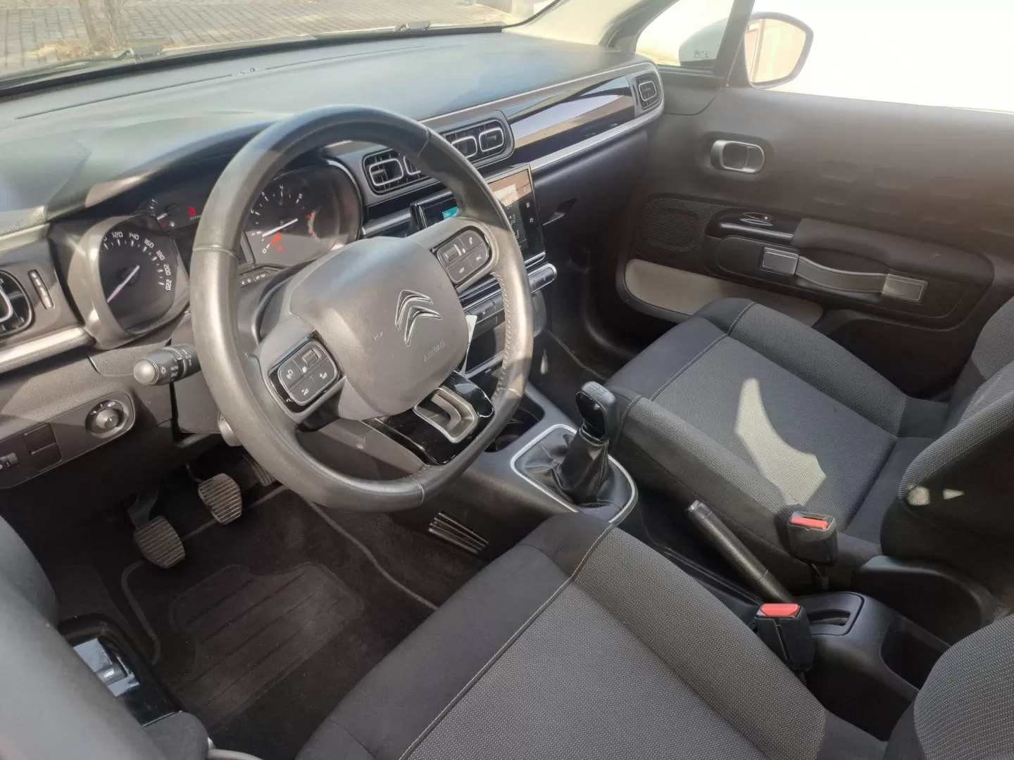 Citroën C3 1.2 PureTech Shine - foto 8