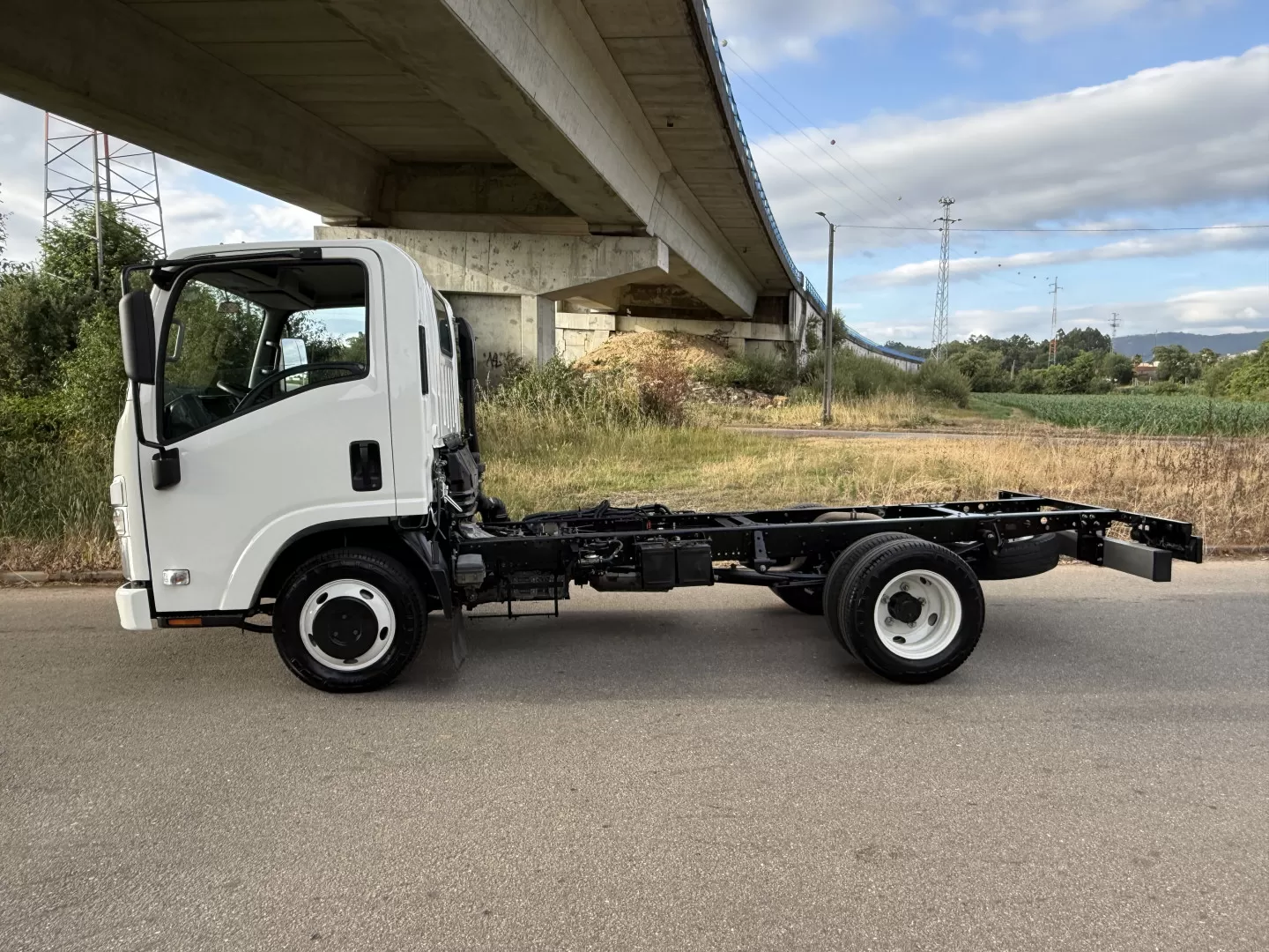 Isuzu  NLR 3.0  35.150 AC ABS - foto 6