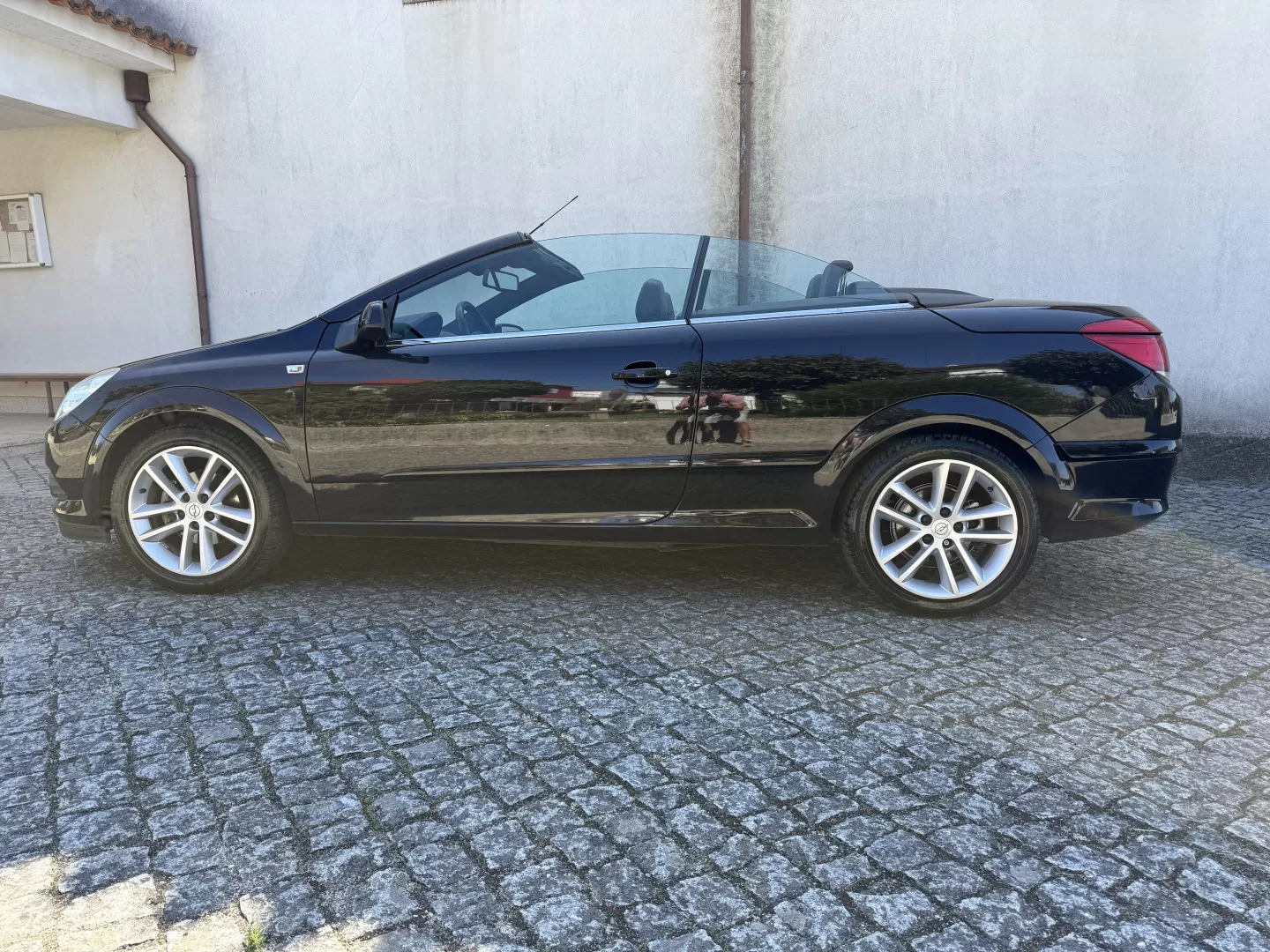 Opel Astra Cabrio TwinTop 1.6 - foto 3