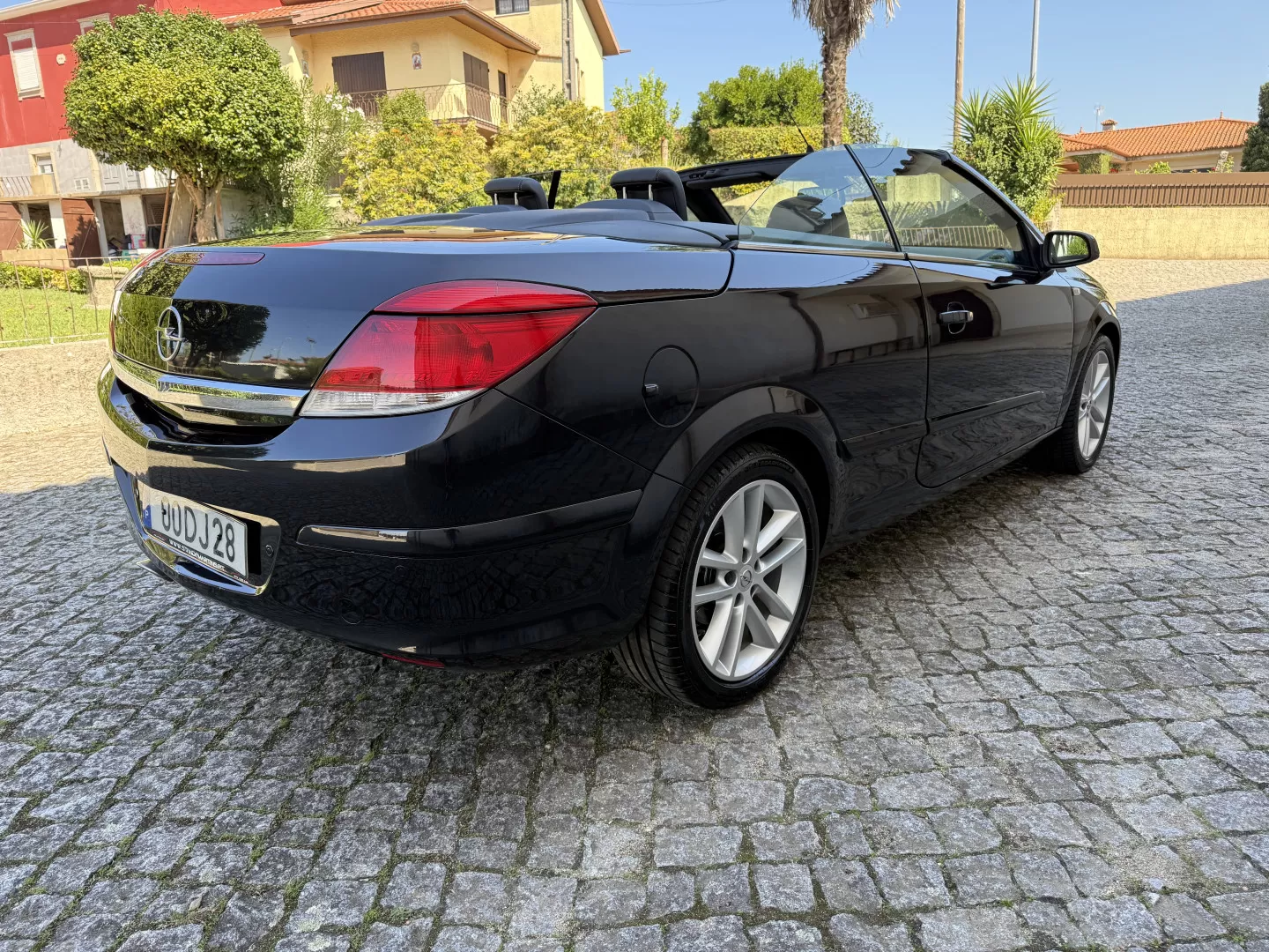 Opel Astra Cabrio TwinTop 1.6 - foto 6