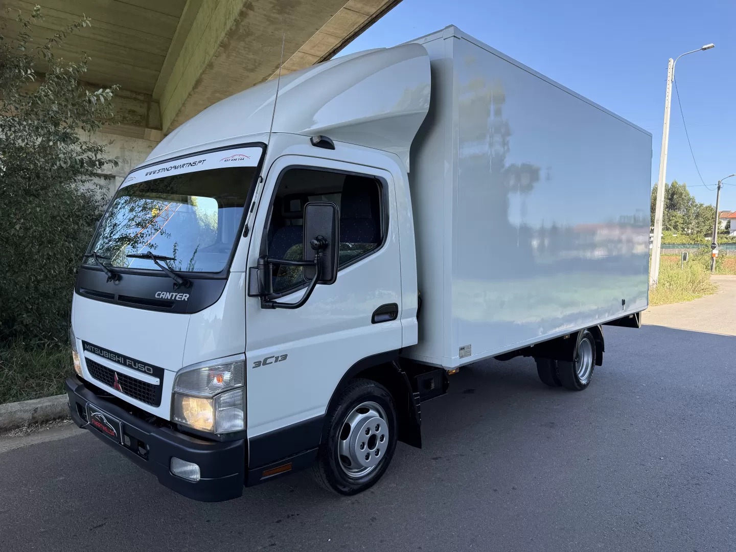 Mitsubishi  FUSO CANTER 3C13 CONTENTOR