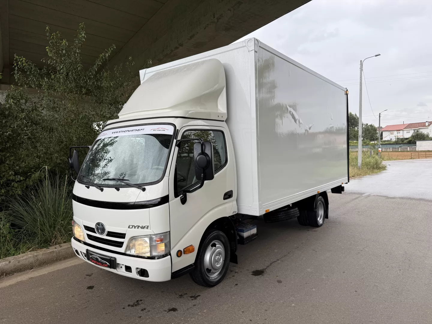 Toyota  DYNA M 35.33 3.0 D4D Contentor Plataforma AC