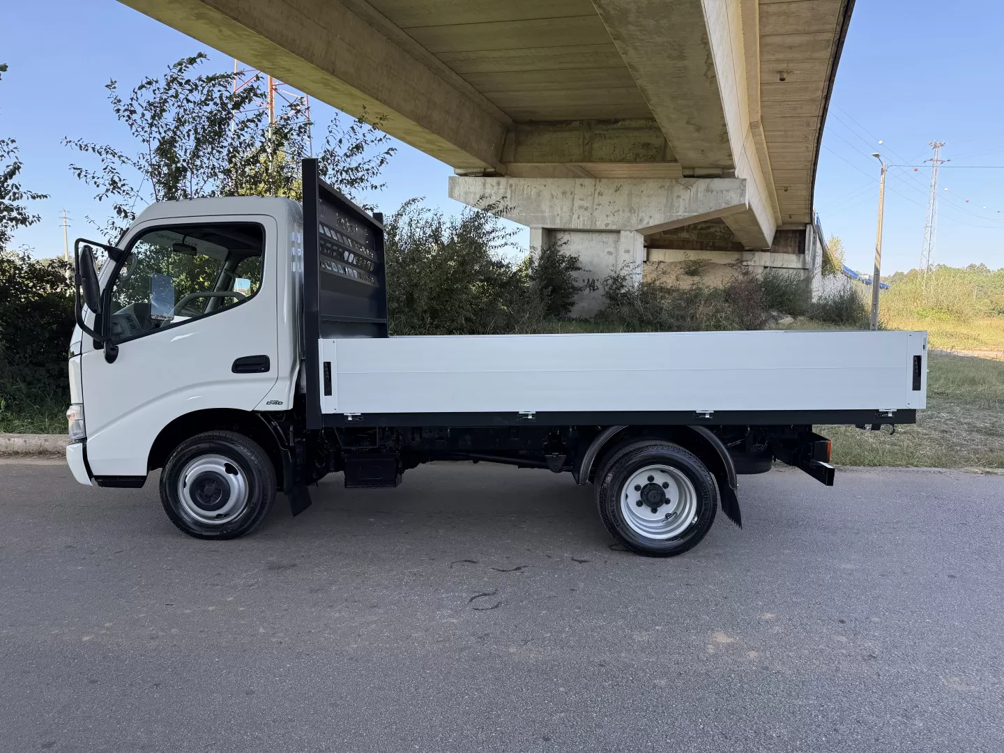 Toyota  DYNA M 35.25 3.0 D4D ABS - foto 5