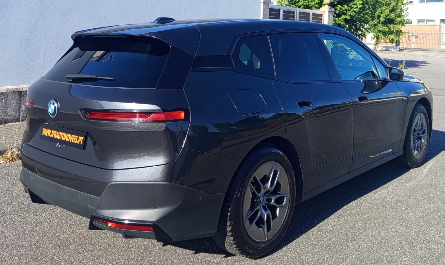 BMW iX xDrive40 - foto 5