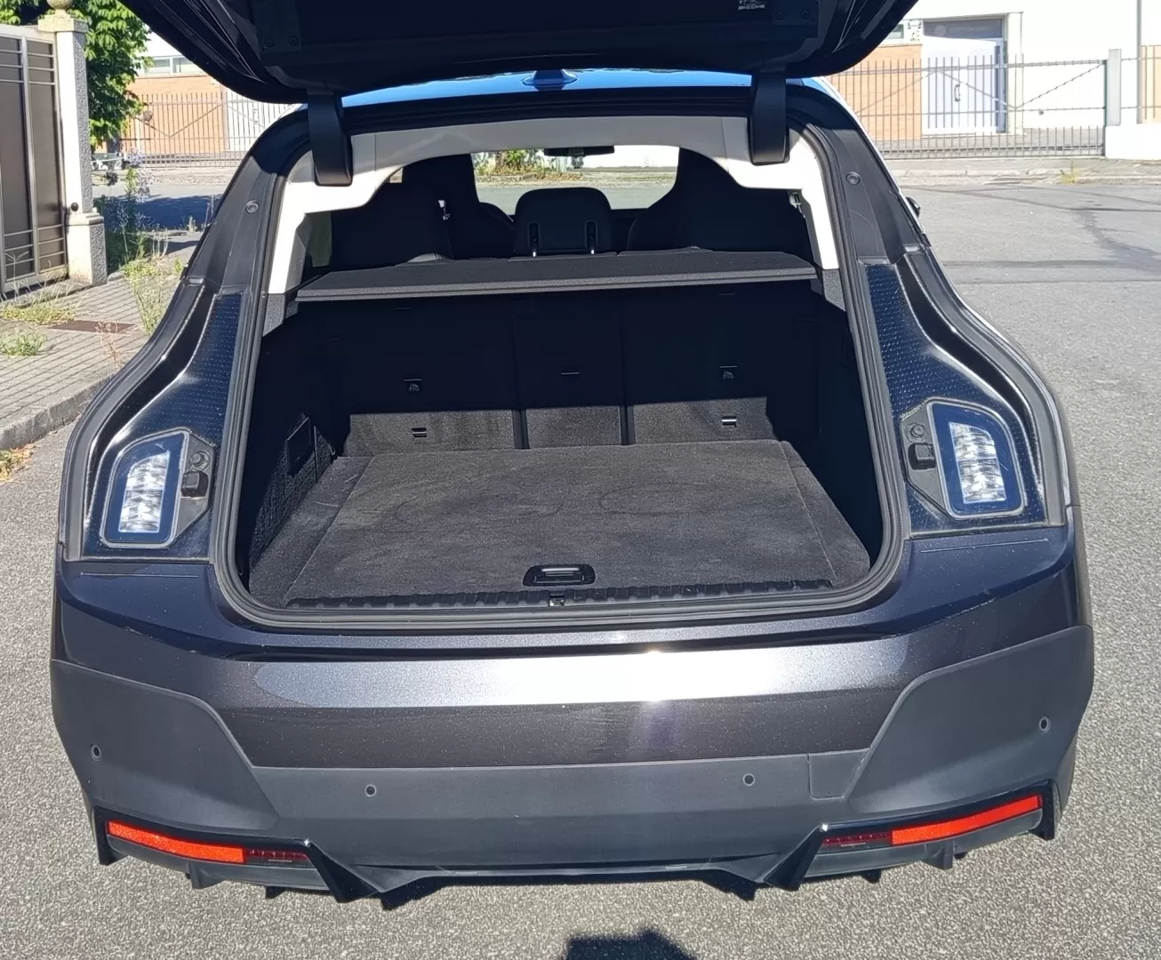 BMW iX xDrive40 - foto 8