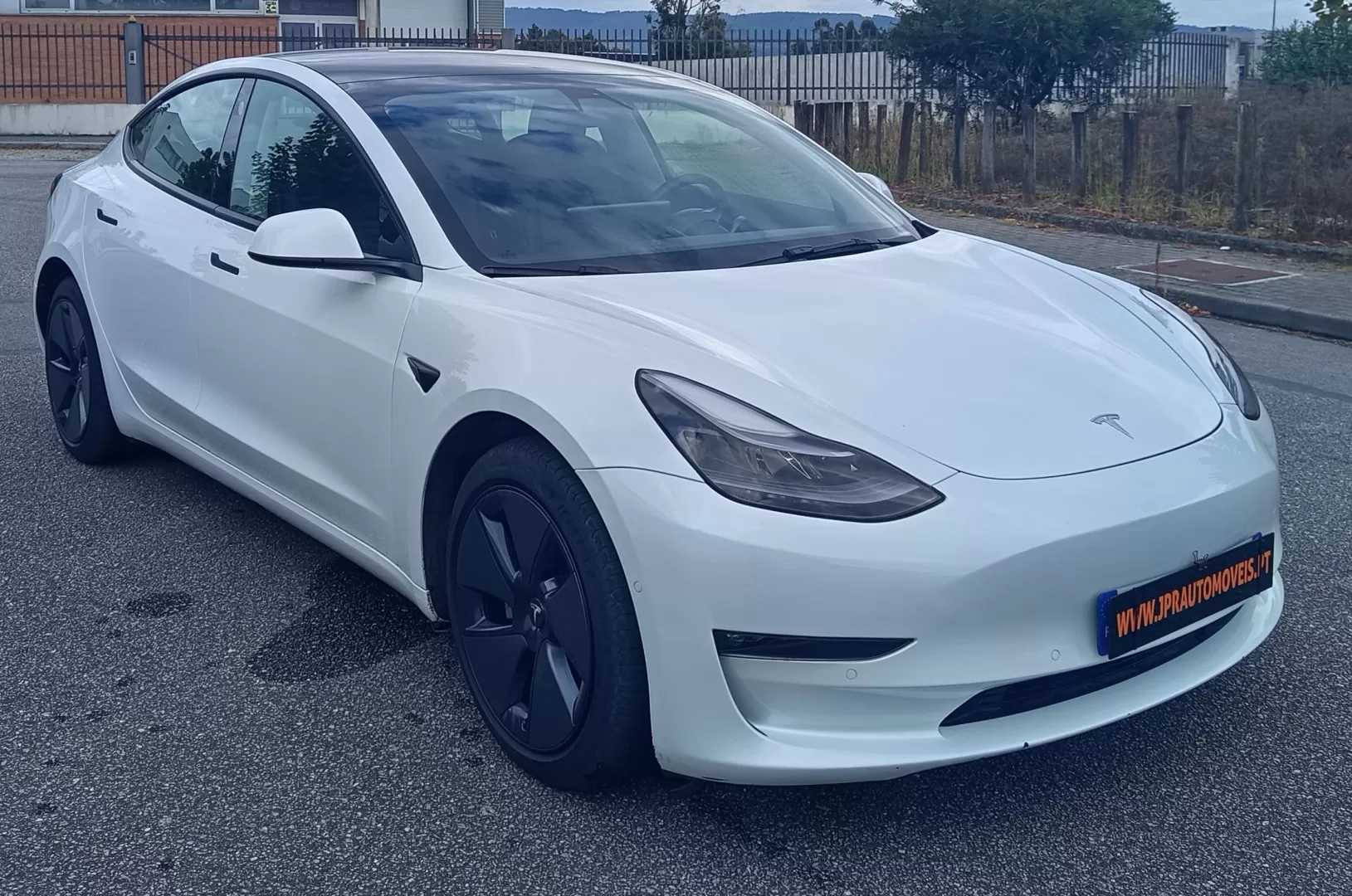 Tesla Model 3 Long Range AWD Dual Motor - foto 3