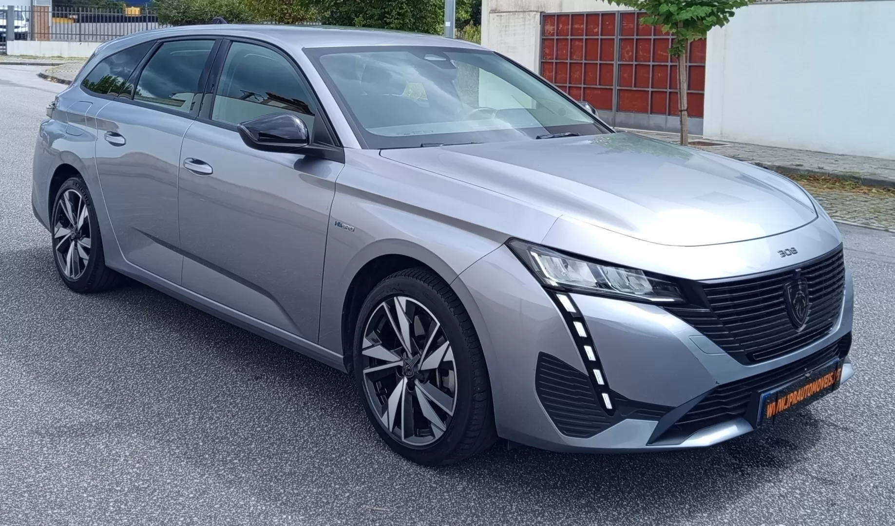 Peugeot 308 SW 1.6 Hybrid Active Pack e-EAT8 - foto 3
