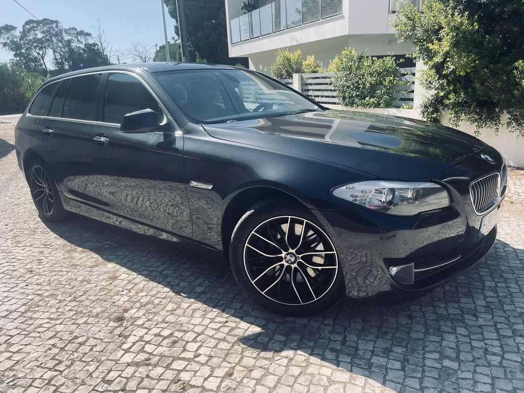 BMW 525 d Exclusive Auto - foto 3