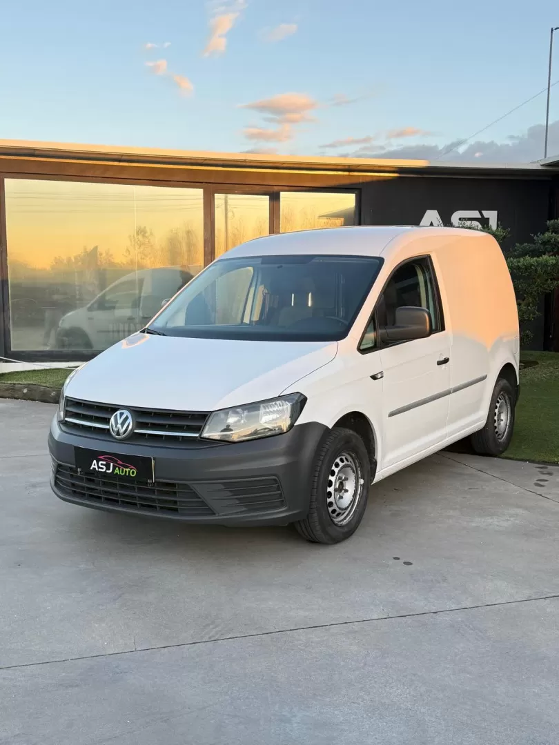 VW  Caddy 2.0 TDi