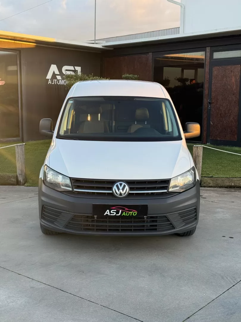 VW  Caddy 2.0 TDi - foto 3