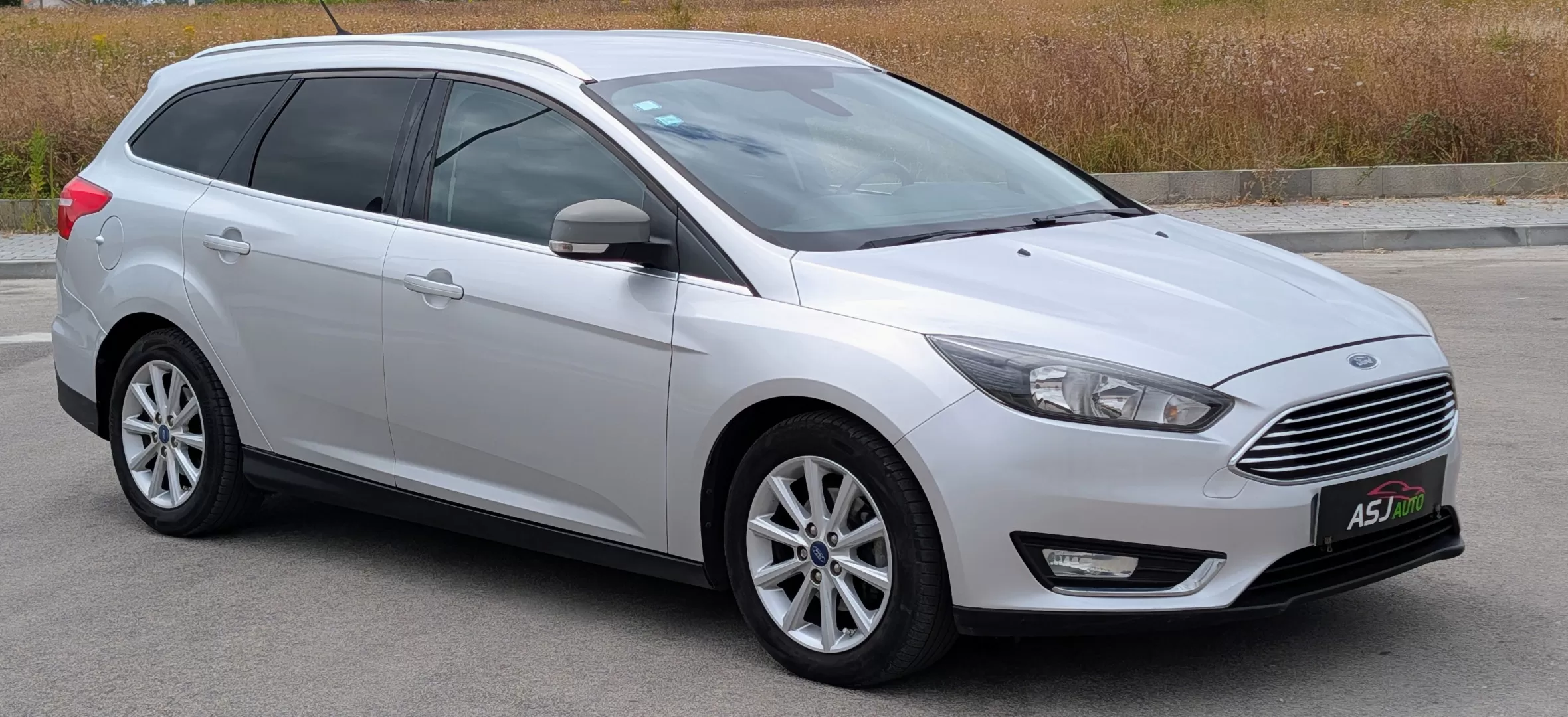 Ford Focus SW 1.5 TDCi Titanium - foto 5