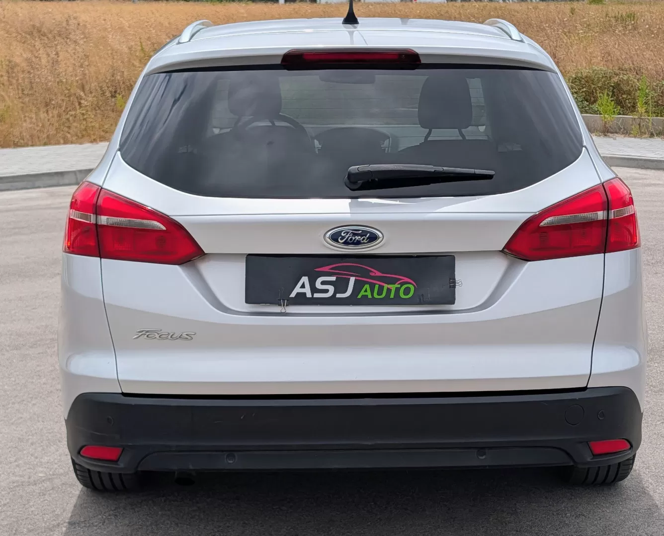 Ford Focus SW 1.5 TDCi Titanium - foto 8