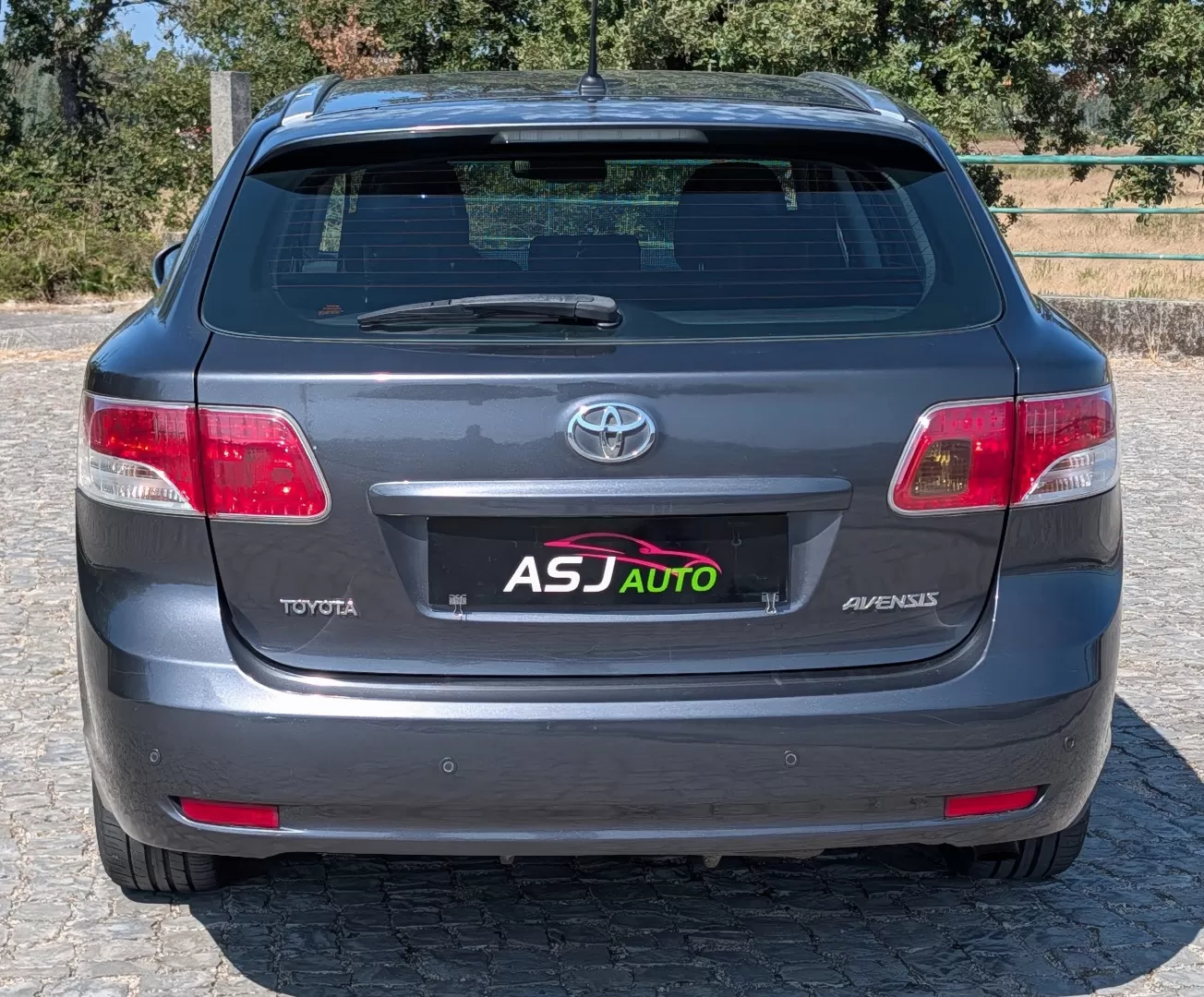 Toyota Avensis SW 2.0 D-4D GPS - foto 8