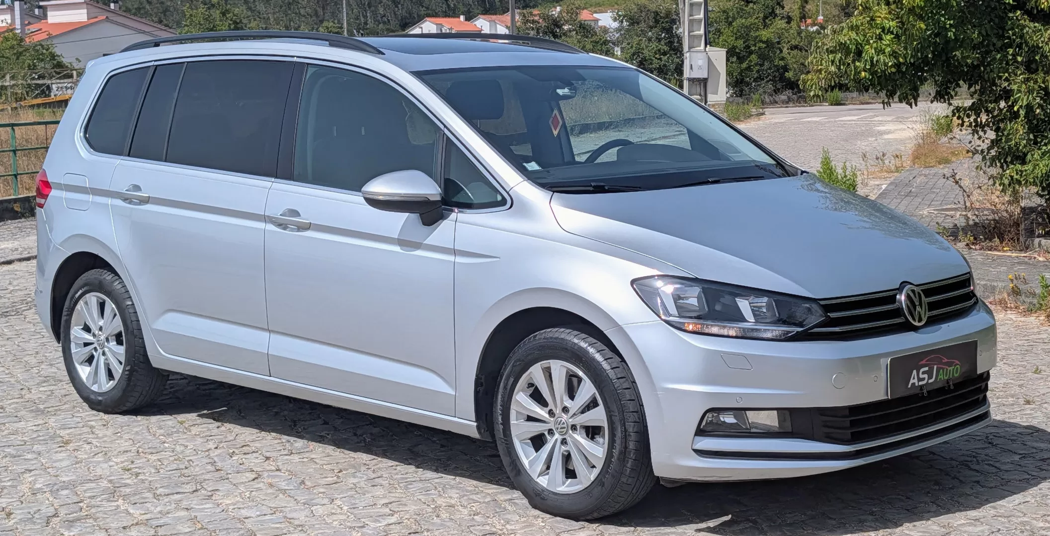 VW Touran 1.6 TDI Highline DSG - foto 2