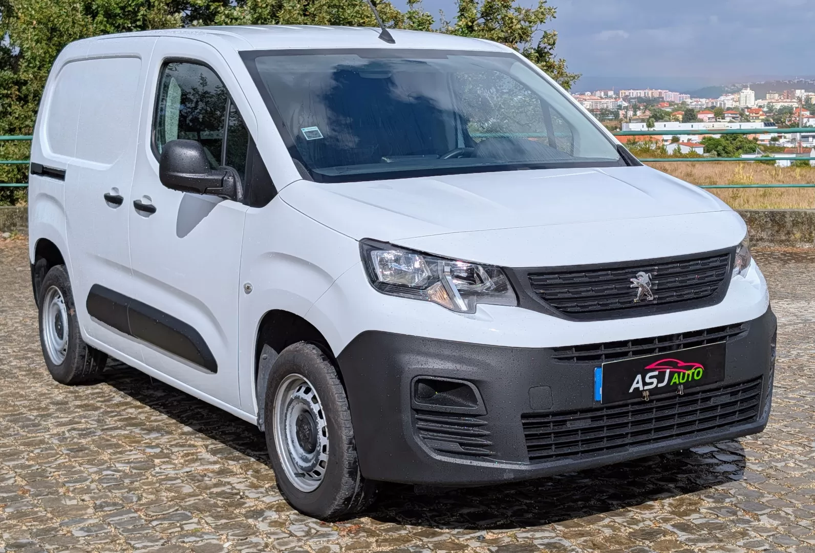 Peugeot  Partner 1.5 BlueHDi Premium C/IVA - foto 4