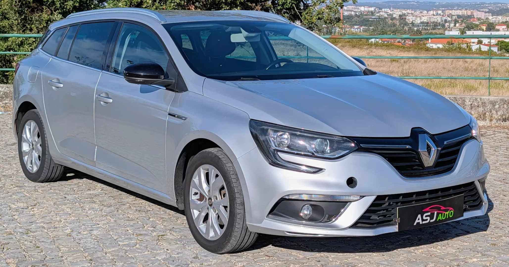 Renault Mégane Sport Tourer 1.5 dCi Limited - foto 4