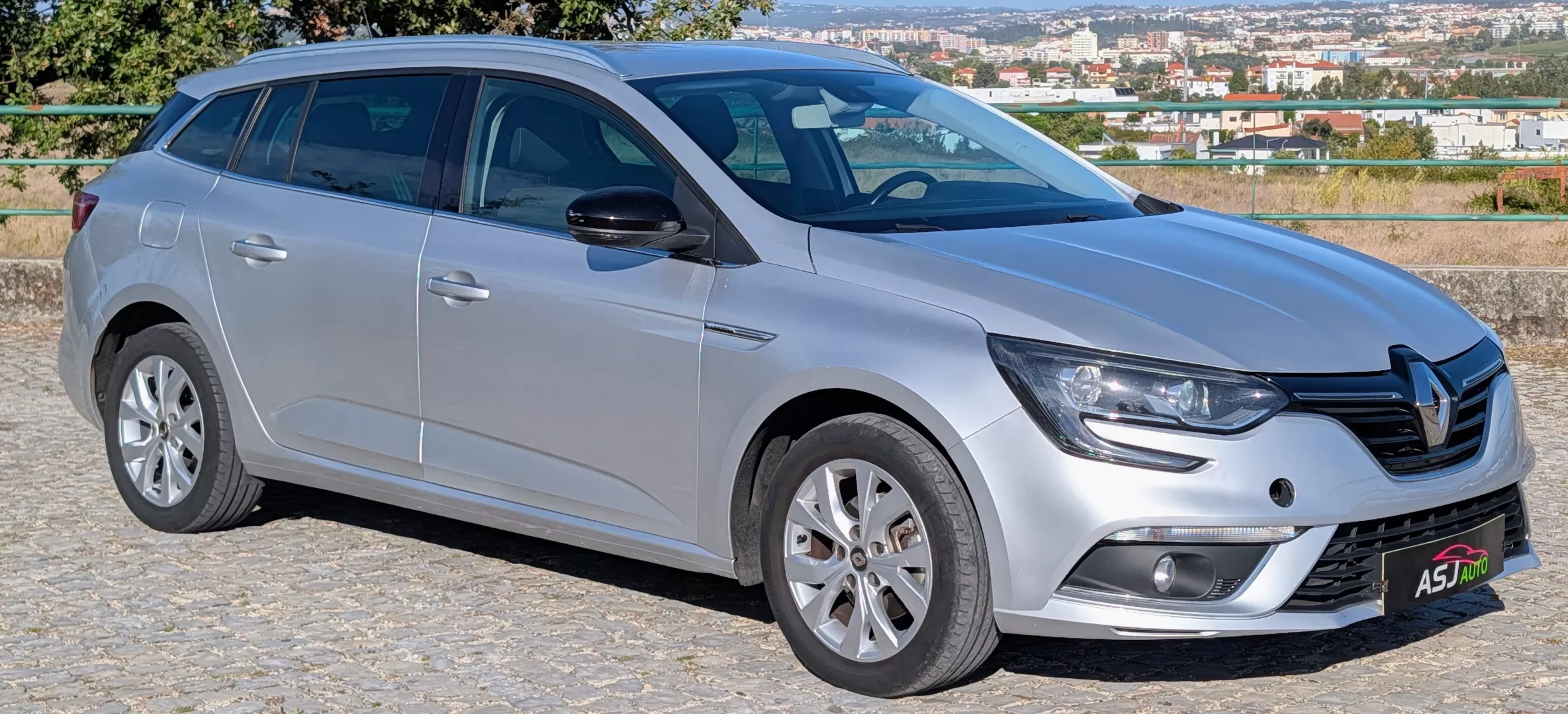 Renault Mégane Sport Tourer 1.5 dCi Limited - foto 5